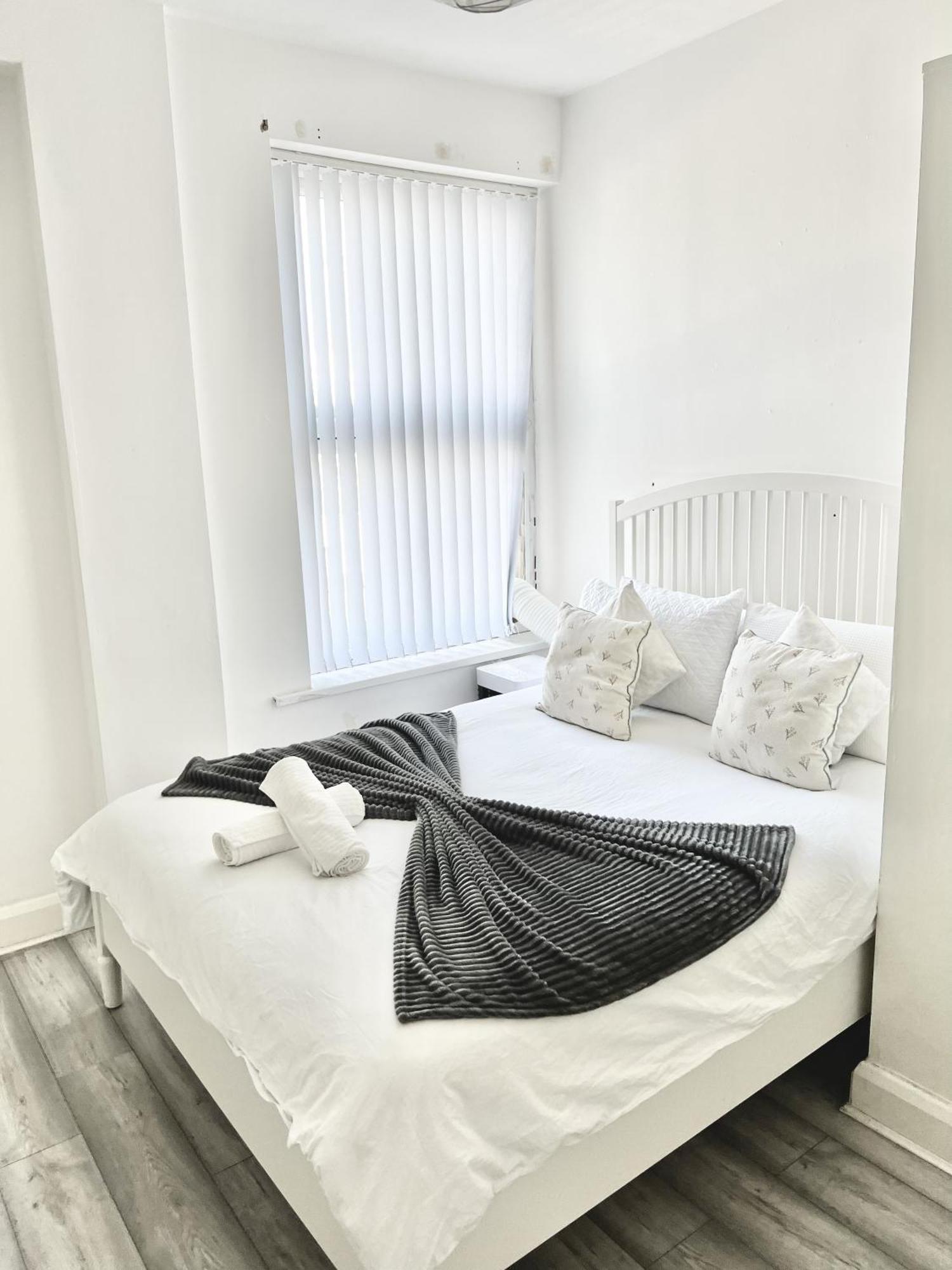 Apartament Next Westfield Mall لندن المظهر الخارجي الصورة